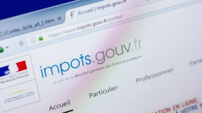 Capture D’écran Du Site Impots.gouv.fr Montrant L’interface De Déclaration Des Revenus Avec Les Cases 1AS, 1BS Et 1AT Pour Les Pensions De Retraite.