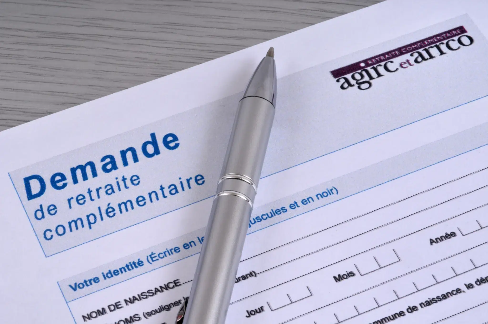 Demande de retraite complémentaire AGIRC-ARRCO en 2026 – calcul des cotisations et des points